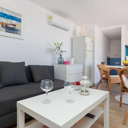 Apartment Mestral Atic By Interhome Tossa de Mar